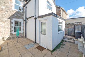 Photo 17- click for photo gallery